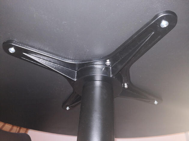 6 Seater Circular Dining Table Work in Progress